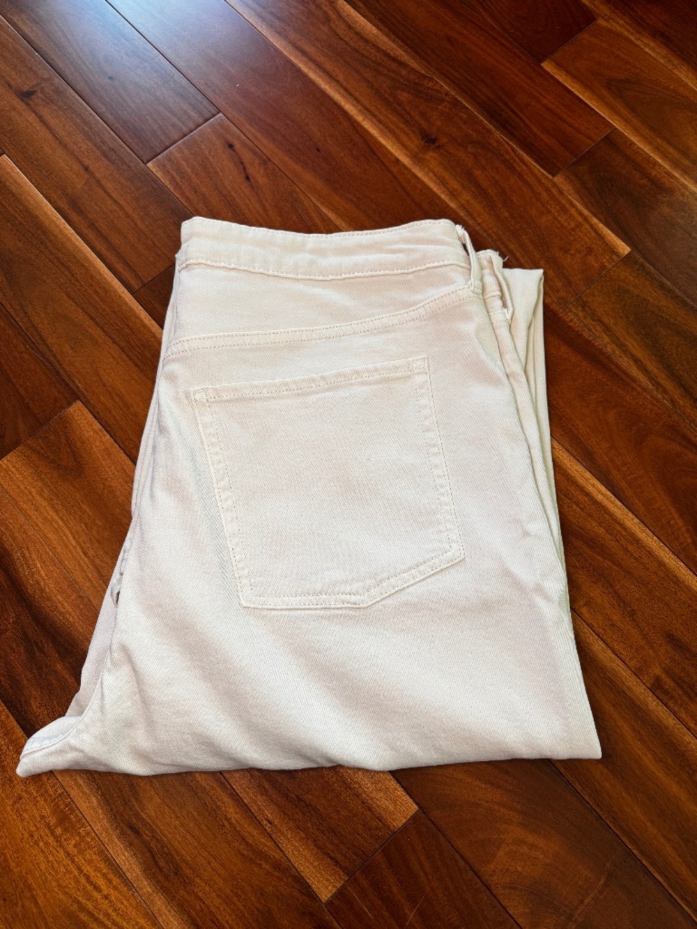 Old Navy Extra High, Extra Wide Leg Size 18 NWOT   cream